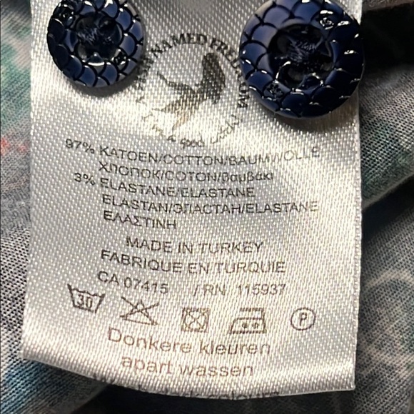 A Fish Named Fred Bicycle Patterned dress Shirt. Size Medium. - Picture 5 of 11